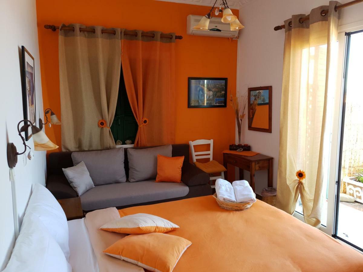 Violetta Rooms Koróni Exterior foto